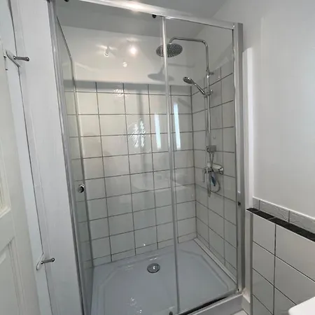 Drei Lilien Apartment *